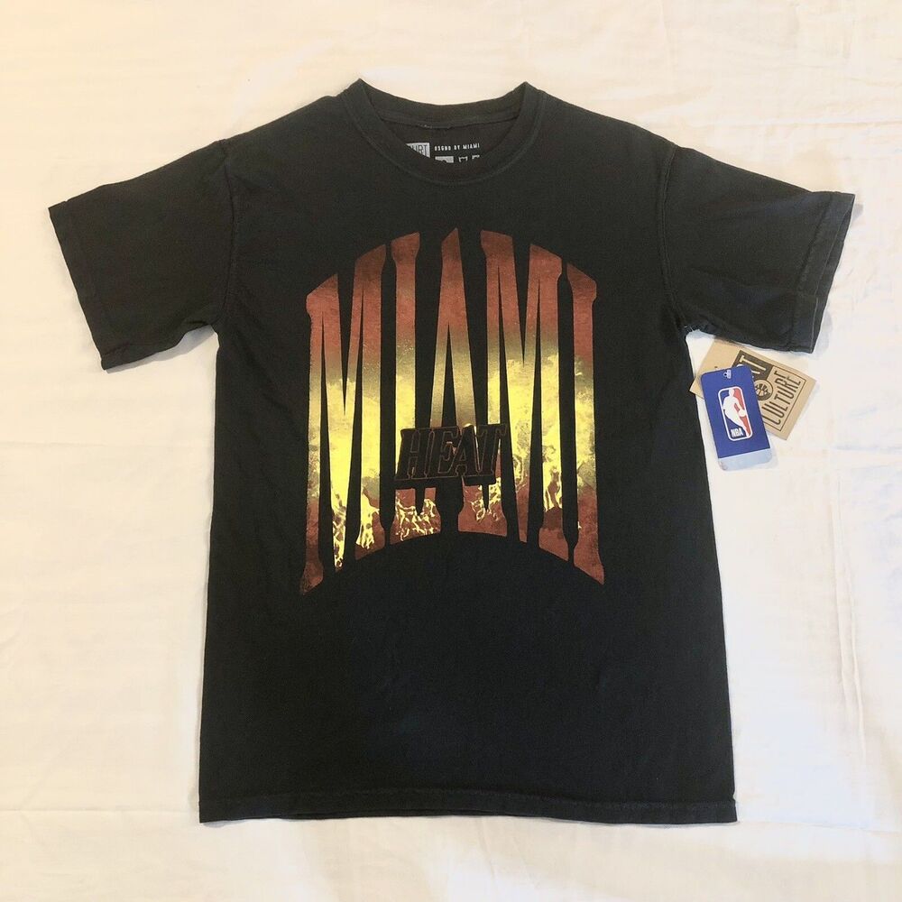 Miami Heat Short Sleeve Shirt Men's Adult Size Small Black Court Culture NEW